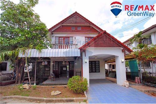 Real Estate Agency Re Max Greenway Thon Buri Bangkok Thailand