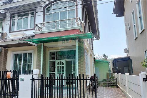 For Sale-Townhouse-Punnawithi 52  -  Phra Khanong, Bangkok, Central-920071019-138