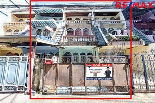 For Sale-Townhouse-- สมเด็จพระปิ่นเกล้า  -  Bang Phlat, Bangkok, Central, 10700-920091001-250