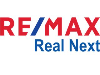 Office of RE/MAX Real Next - Huai Khwang