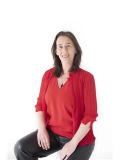 Paula Lopez - RE/MAX Focus