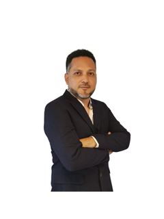 Jairo Araque - RE/MAX Rambla