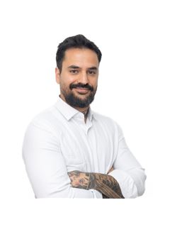 Ignacio  Vidal - RE/MAX Focus