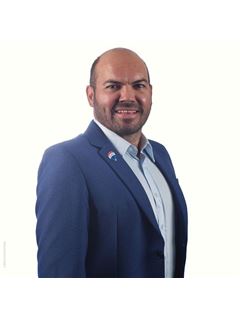 Daniel Oyola - RE/MAX Real