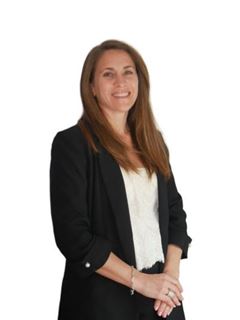 Gabriela Ortiz - RE/MAX Mar