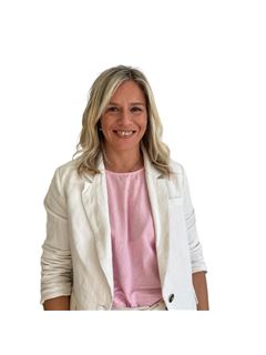 Cecilia  Mederos - RE/MAX Focus