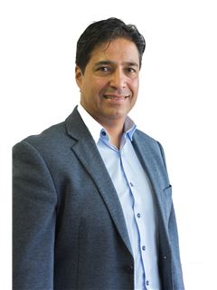 Leonardo Figueroa - RE/MAX Focus