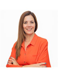 Hellen Carol Jabillol - RE/MAX Focus