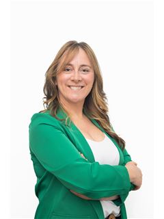 Mariana Raffaglio  - RE/MAX Focus
