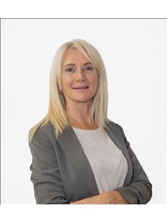 Carmen Rizzardini - RE/MAX Único