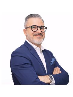 Andres Barros - RE/MAX Focus