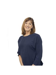 Silvia  Etchamendi - RE/MAX Focus