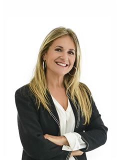 Laura Castro - RE/MAX Único