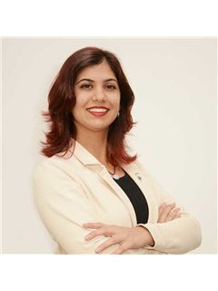 Cynthia Moreira - RE/MAX Real