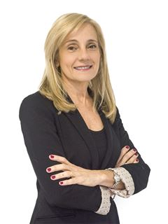 Flora Benmaor - RE/MAX Focus