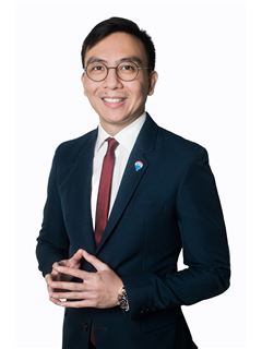 Broker/Owner - Jonathan Sim - RE/MAX Capital