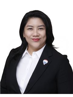 Karmela Agsaluna - RE/MAX Capital