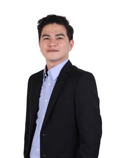 Ryan Christopher Rosales Sario - RE/MAX Portfolio