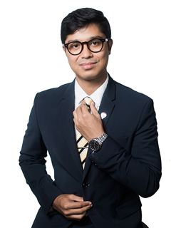 E Ricci Gonzales - RE/MAX Capital