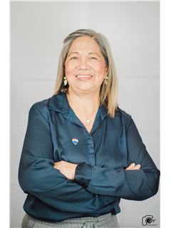 Ana Marie Villanueva - RE/MAX Portfolio