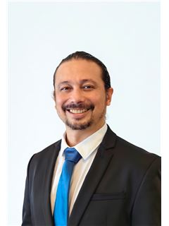 Paolo Manuel Andaya Soler - RE/MAX Vita