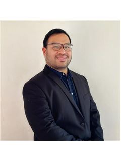 Patrick Anthony Meris - RE/MAX 8 Realty