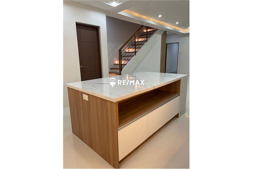 Gyvenamasis - Namas - Parañaque City, Metro Manila, NCR - Philippines - 5 - 950761003-3