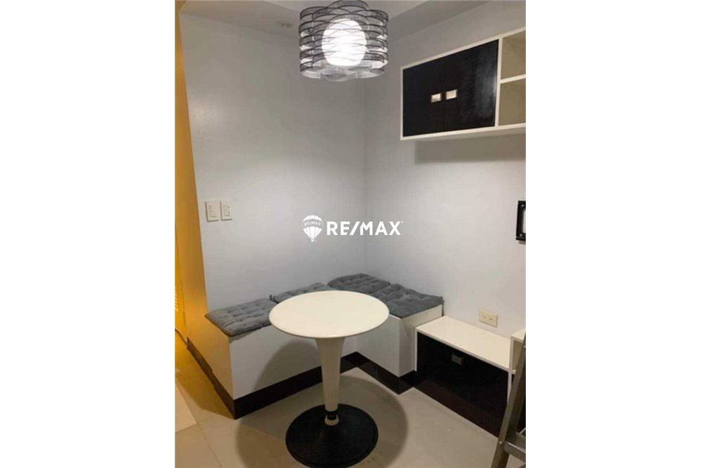 Rezidential - Apartament - Makati City, Metro Manila, NCR - Philippines - 2 - 950841010-3