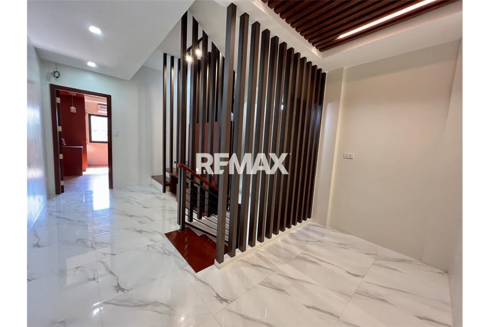 Residential - Byhus - Quezon City, Metro Manila, NCR - Philippines - 1 - 950821007-3