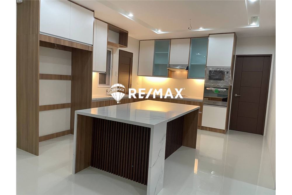 Gyvenamasis - Namas - Parañaque City, Metro Manila, NCR - Philippines - 7 - 950761003-3