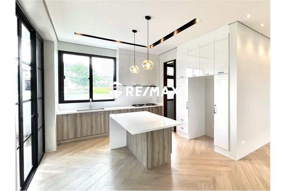 Residenziale - Casa - Calamba City, Laguna, Region IV-A - Philippines - 4 - 950731001-6