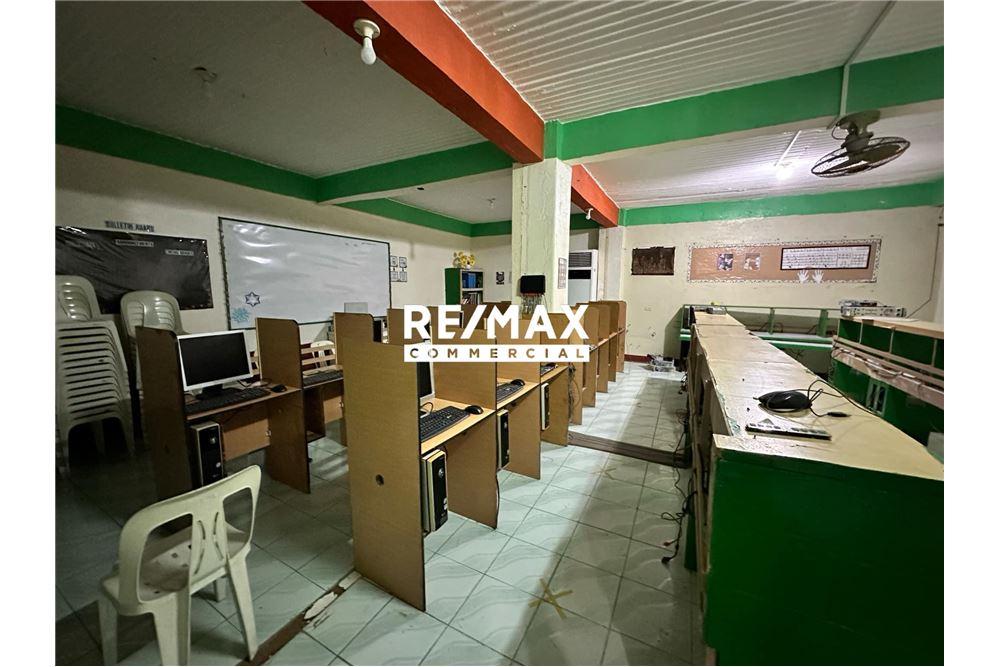 Επαγγελματικό - Κτήριο - Los Baños, Laguna, Region IV-A - Philippines - 9 - 950841012-18