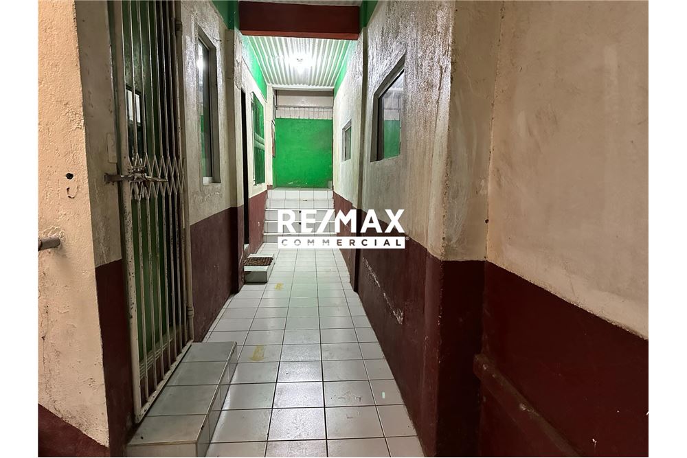 Επαγγελματικό - Κτήριο - Los Baños, Laguna, Region IV-A - Philippines - 7 - 950841012-18