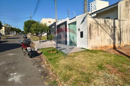 Venda-Terreno-Rua Paulo Mulato Netto , 2298  - Condomínio Portal das Águas  - Parque Bandeirantes , Umuarama , Paraná , 87504687-960171005-54
