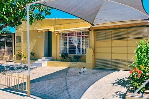 Venda-Casa-Rua dos Antúrios , 166  - Jardim Eliza I , Foz do Iguaçu , Paraná , 85854490-960181011-6