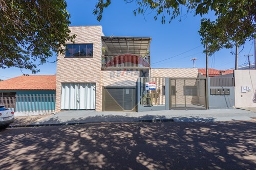 Venda-Casa-Rua das Orquídeas , 440  - Ao lado do restaurante  - Guarujá , Cascavel , Paraná , 85804380-960151037-8