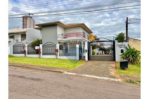 For Sale-Two Level House-Rua Acre , 1211  - Country , Cascavel , Paraná , 85813390-960081035-9