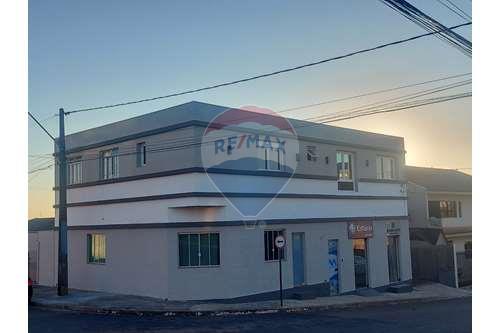 For Sale-Two Level House-Rua Xavier da Silva , 1753  - Próximo da Prefeitura Municipal  - Centro , Guarapuava , Paraná , 85010220-960111017-7