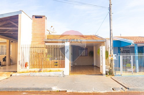 Venda-Casa-Rua Flávio Dalprá , 1167  - Pinheirinho , Toledo , Paraná , 85907-050-960131026-15
