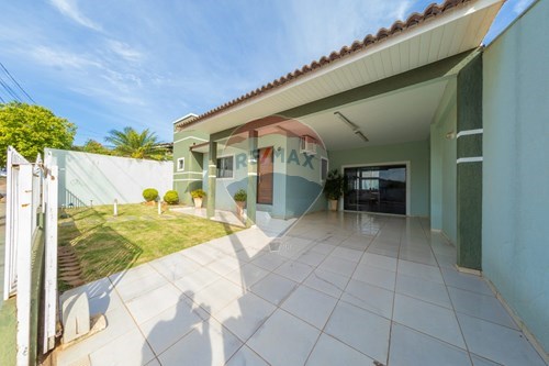 Venda-Casa-RUA FRANCISCO GALDINO DE LIMA , 74  - PROXIMO PRIMEIRO DE MAIO  - Vila Pioneiro , Toledo , Paraná , 85910110-960131006-49