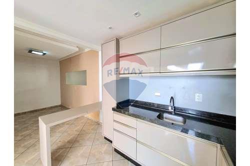 For Sale-House-Rua Elvira Faiten Franz , 688  - Supermercado Gati  - Canadá , Cascavel , Paraná , 85813520-960121011-9