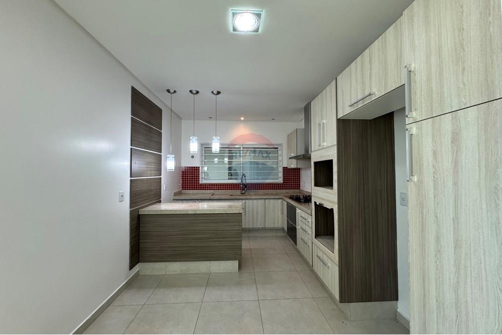 Sobrado - Venda - Cascavel , Paraná - IMG_3792 2.JPG - 960151041-23