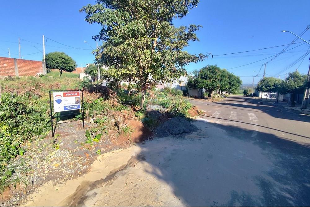 Terreno - Venda - Umuarama , Paraná - Imagem do WhatsApp de 2025-05-02 à(s) 10.13.37_d3446d34.jpg - 960171005-49