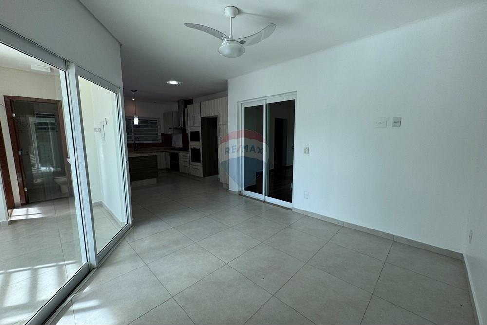 Sobrado - Venda - Cascavel , Paraná - IMG_3806.JPG - 960151041-23