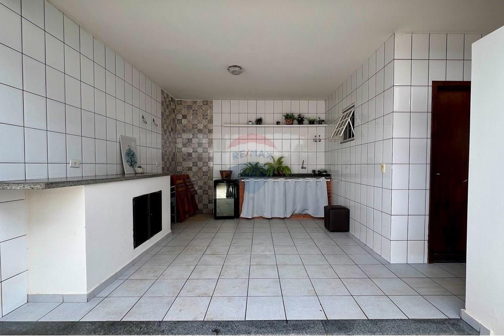 Sobrado - Venda - Umuarama , Paraná - e31204f1-a017-4fb3-8763-e83639a07acd.jpg - 960171009-17