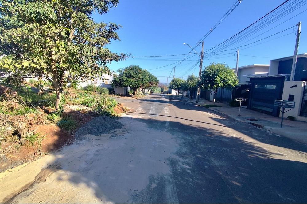 Terreno - Venda - Umuarama , Paraná - Imagem do WhatsApp de 2025-05-02 à(s) 10.13.37_e2a4ac24.jpg - 960171005-49