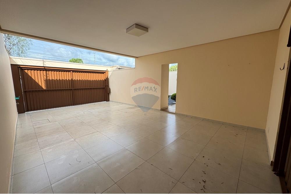 Sobrado - Venda - Cascavel , Paraná - IMG_3770 2.JPG - 960151041-23