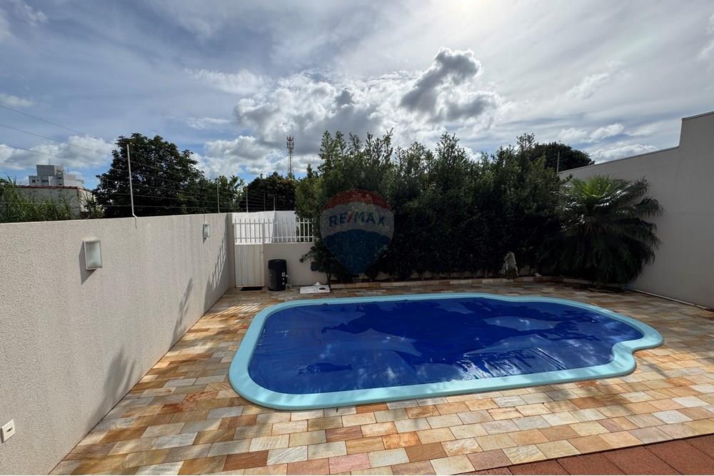 Sobrado - Venda - Cascavel , Paraná - IMG_3764 2.JPG - 960151041-23