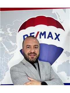 Hassan Fouad - RE/MAX VIP PROPERTIES